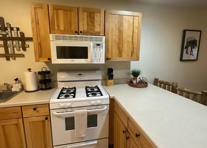 Your Starved Rock Gateway Awaits! *