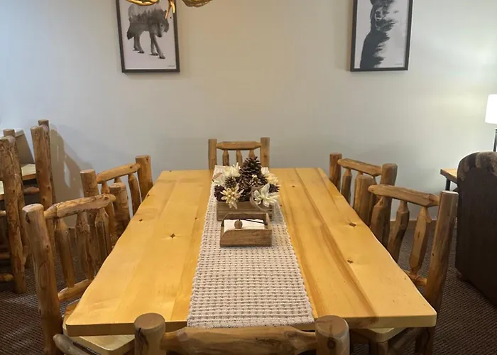 Your Starved Rock Gateway Awaits! * North Utica