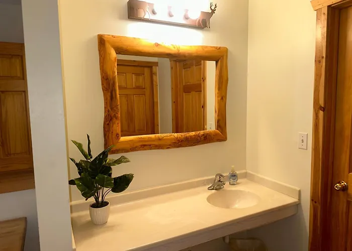 Holiday home Your Starved Rock Gateway Awaits! *