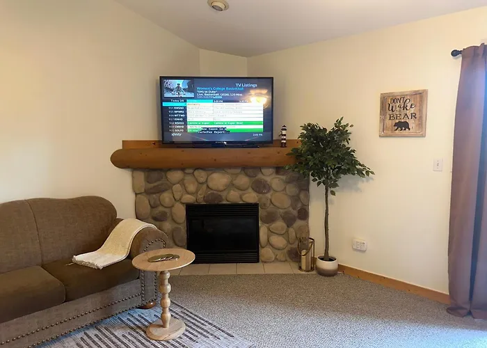 Holiday home Your Starved Rock Gateway Awaits! North Utica