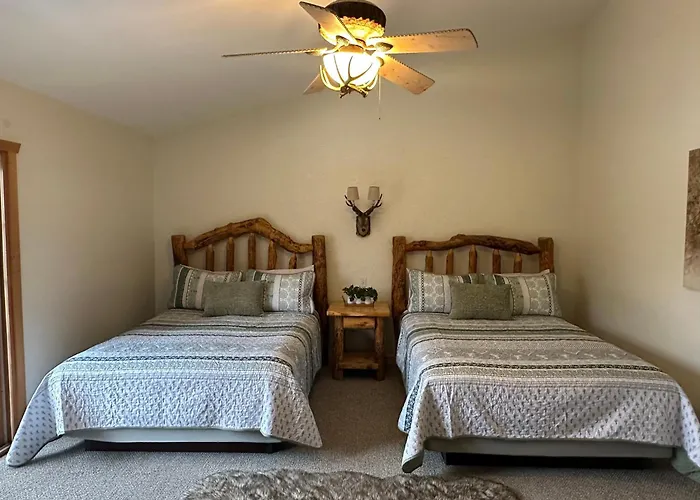 Your Starved Rock Gateway Awaits! *
